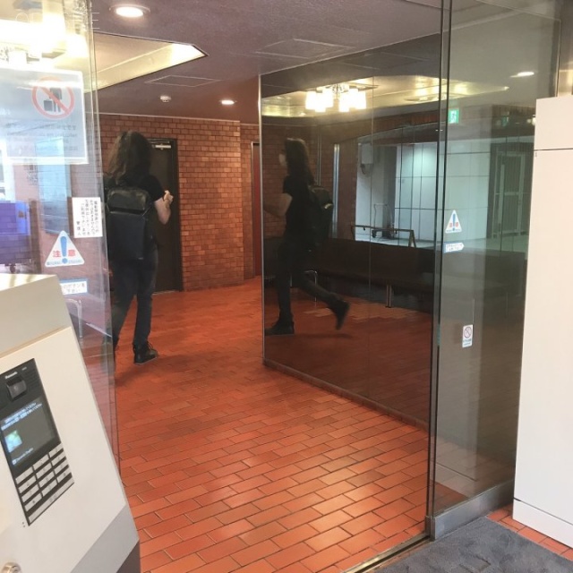 南青山ユニハイツ エントランス