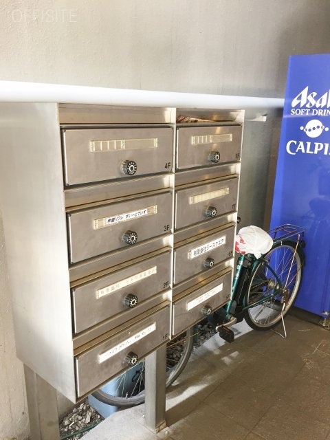 イーストテラスビル 郵便受け