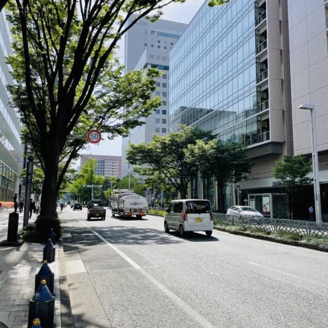 三甲名古屋錦ビル 前面道路