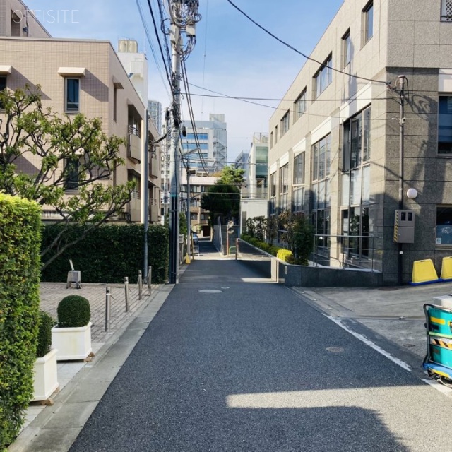 南青山オークビル　周辺