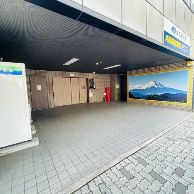 いちご名駅中駒ビル　駐車場