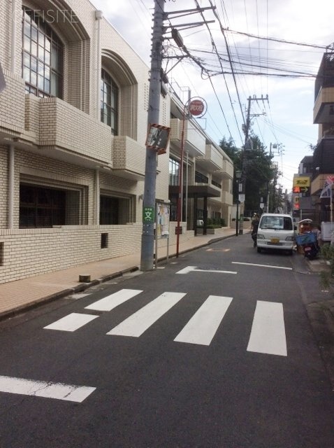 ヒルトップ神宮前 ビル周辺道路