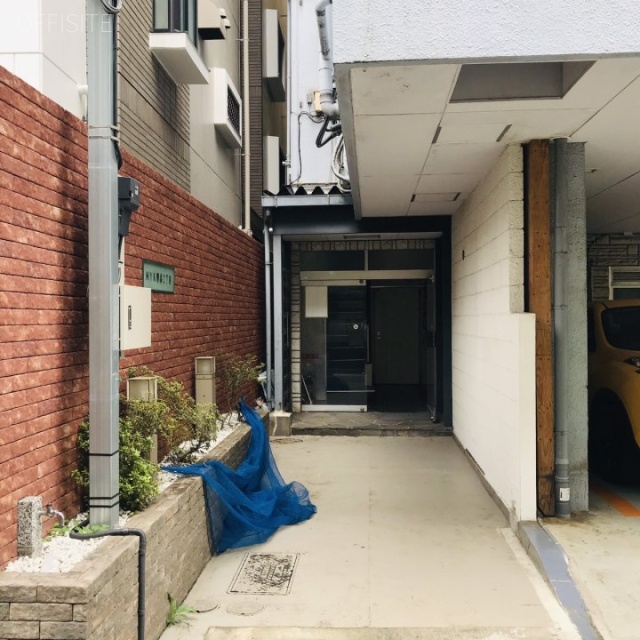 MYK四谷2丁目ビル エントランス