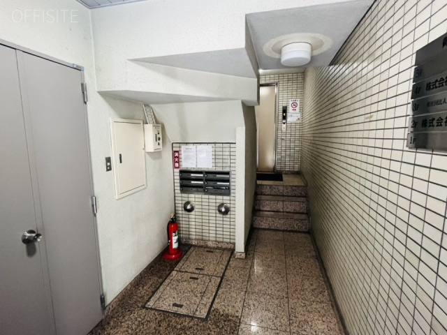 ダイアビル　エントランス