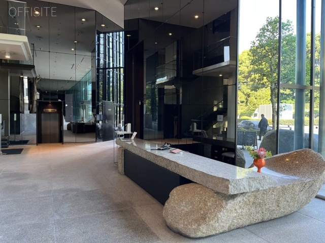 草月会館　エントランス