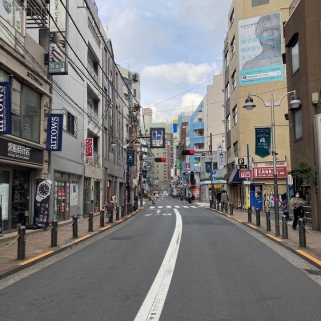 リビエラ池袋ビル ビル前面道路