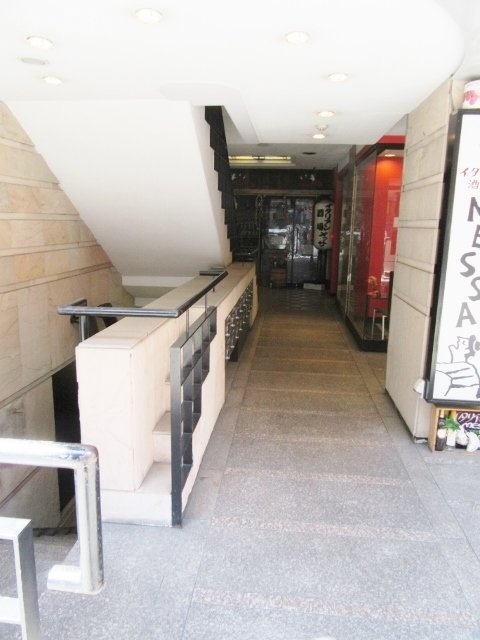 赤坂鳳月堂本店ビル 画像