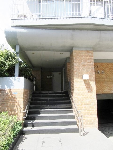 プレジデント六本木ビル IMG_3826 (480x640).jpg