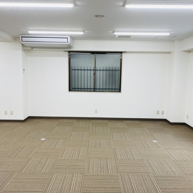 精工ビル 室内
