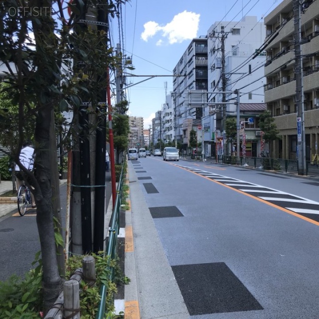 落合高山ビル 早稲田通り沿い