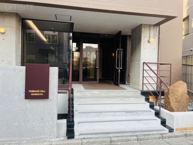 REXIED市ヶ谷左内町 4階【3F～4F】 76.30坪　エントランス