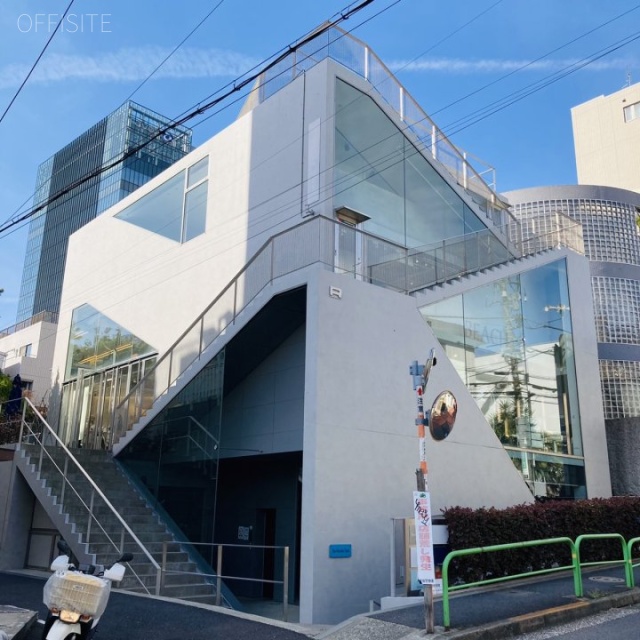 アール南青山 外観