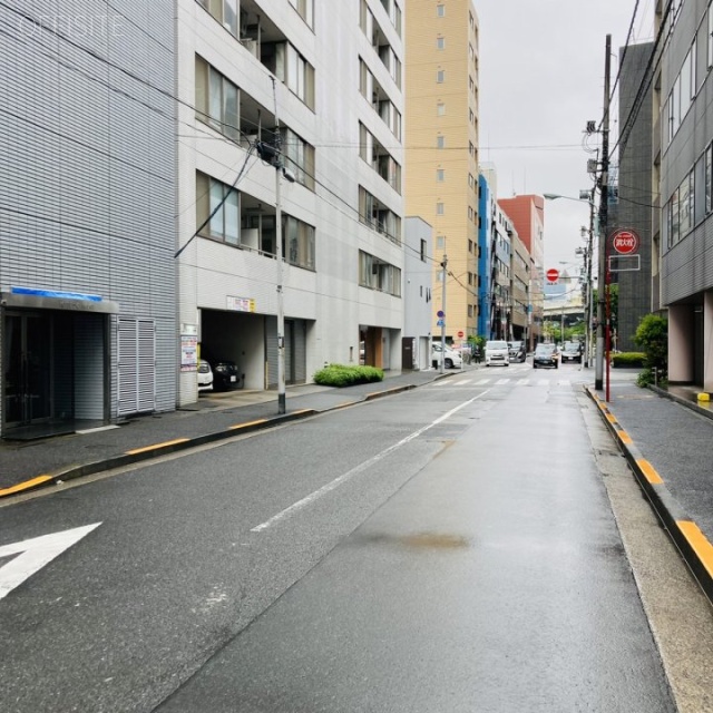 ACN日本橋ビル ビル前面道路