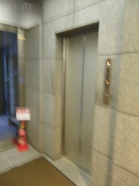 赤坂山田ビル エレベーター