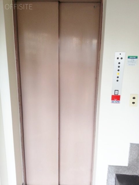 久川ビル　エレベーター