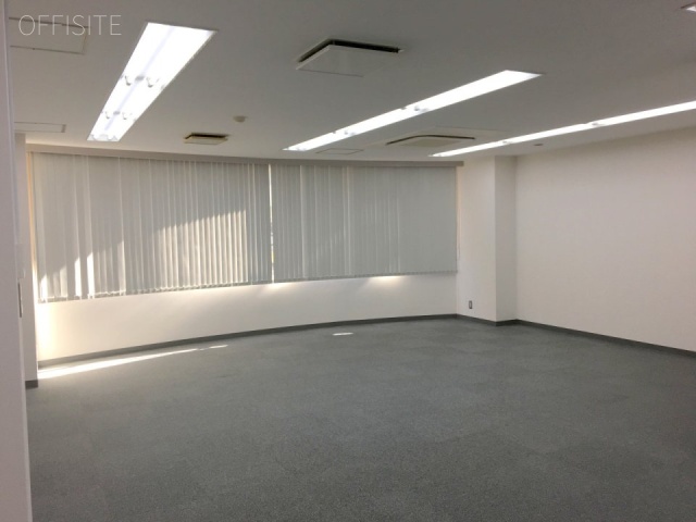 大学通信教育ビル 室内