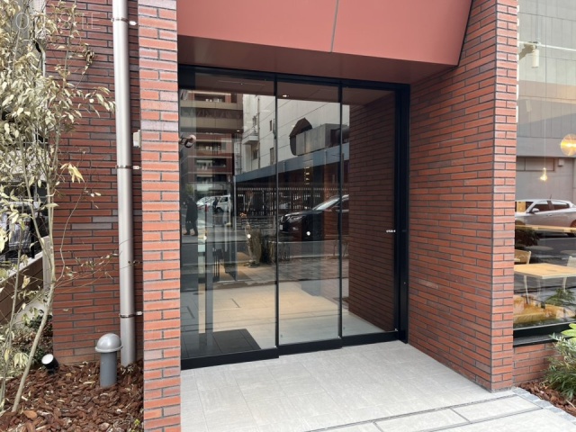 NOW/HERE横浜関内 エントランス