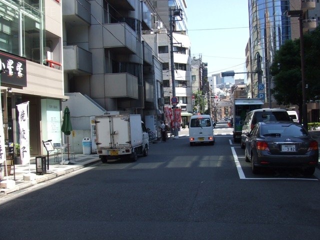 榎本一輝ビル 周辺道路