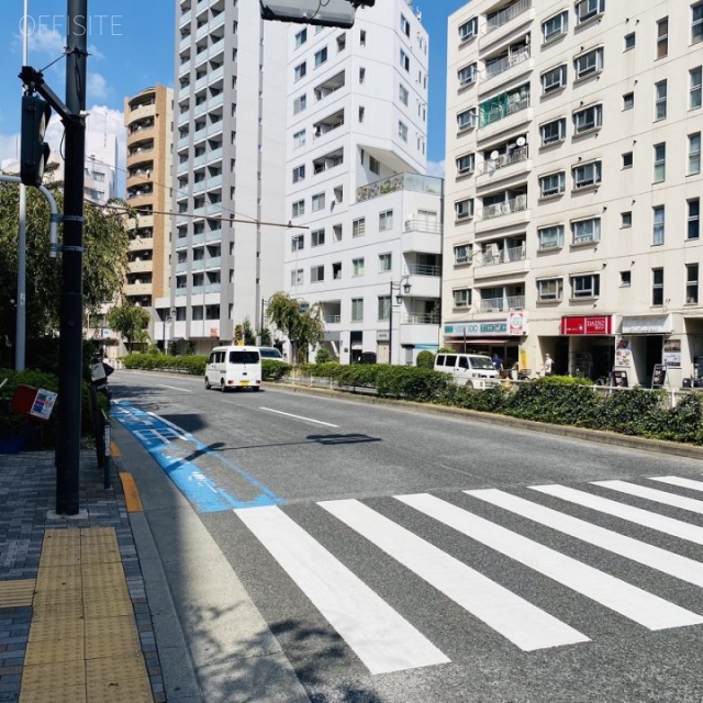 渋谷ソーシャルハイツ 前面道路