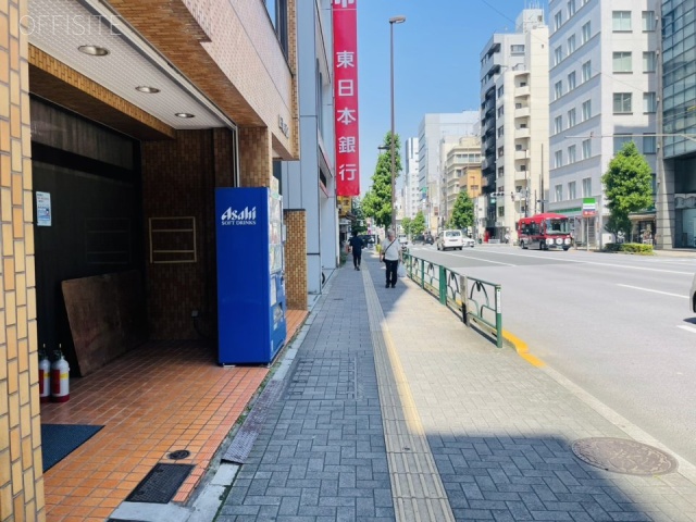 明和センチュリー21　前面歩道