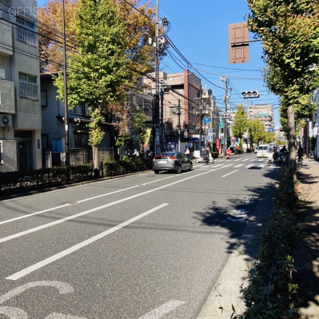 アルファ武蔵野2 ビル前面道路