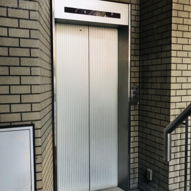 冨士野ビル エレベーター