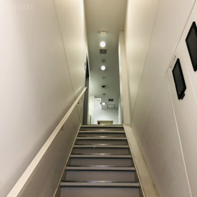 佐々木ビル エントランス