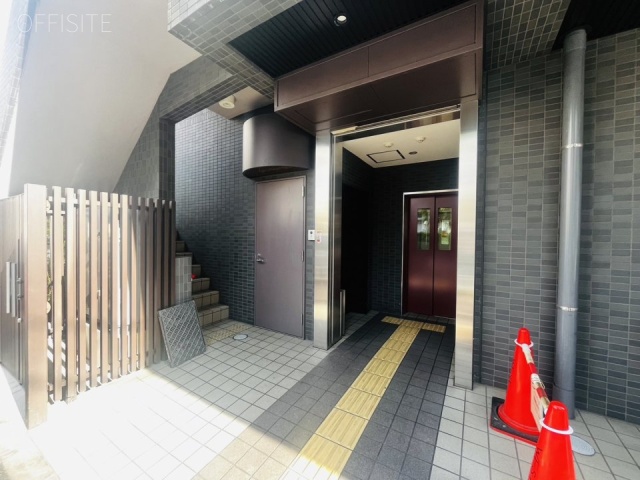 WEST GATE　エントランス
