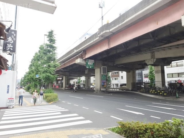 第一樺沢ビル ビル前面道路