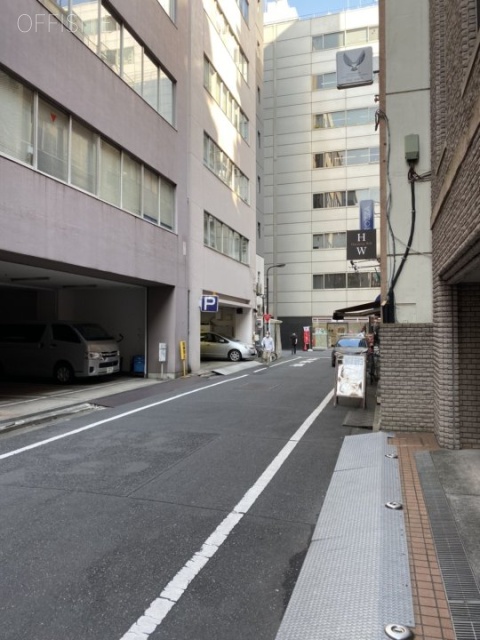 第二飯塚ビル ビル前面道路