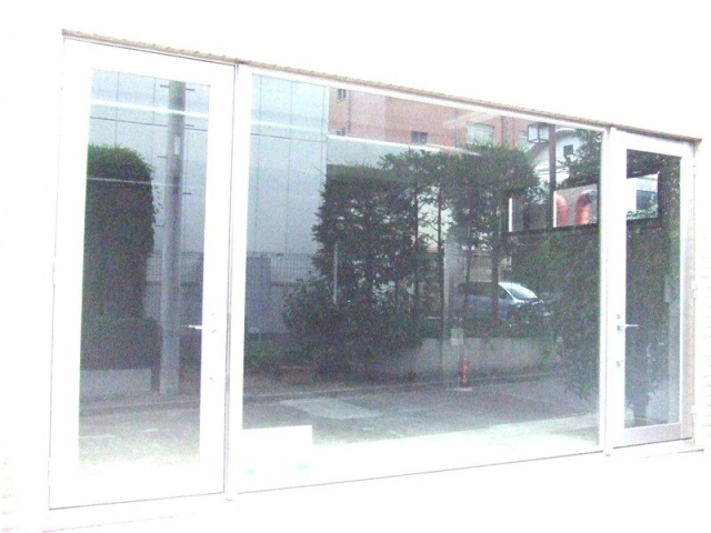 House of KUZEビル 外観