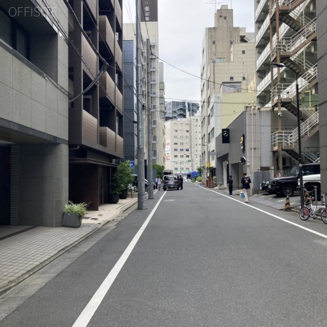 SHビル 前面道路