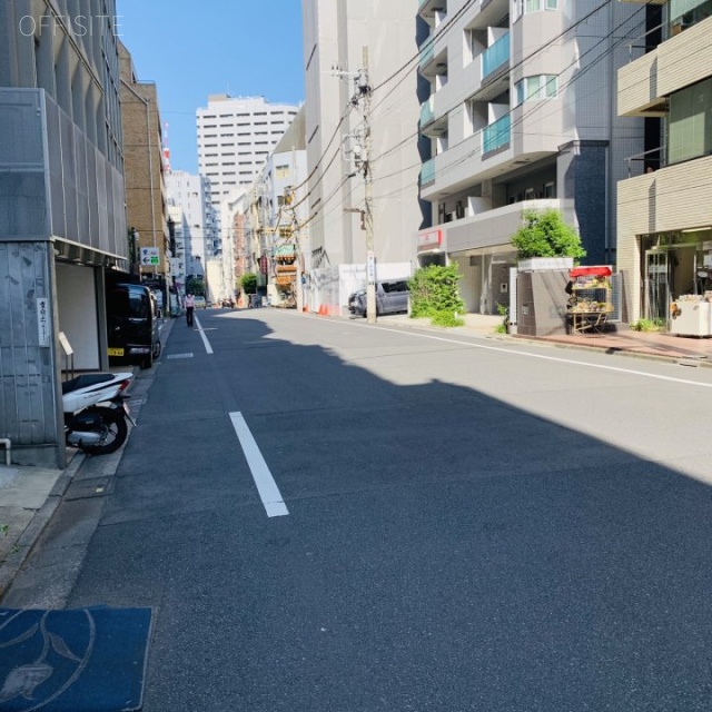 アルタ平河町ビル ビル前面道路