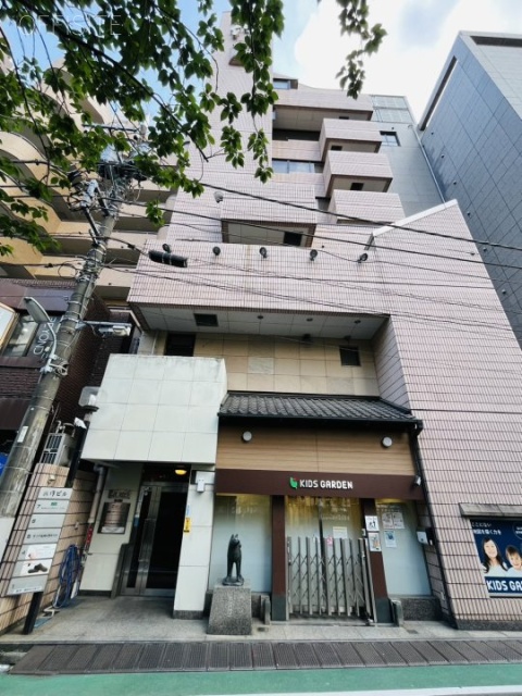 吾作ビル 外観