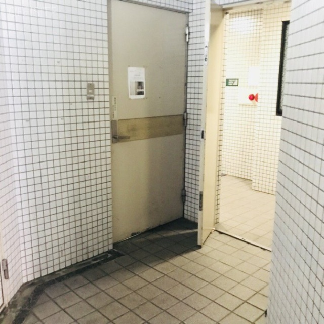 マーブルフロントエビス エントランス