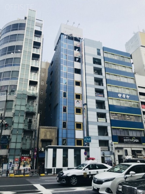 虎ビル　外観