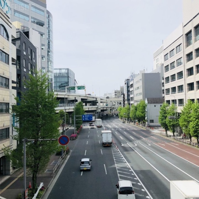 横浜藤ビル 前面道路