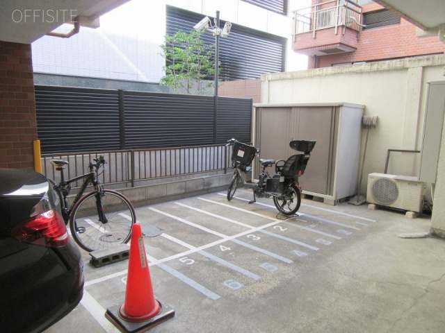 サンハイム永田町　駐輪スペース