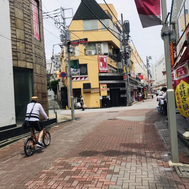 荻窪SGビル ビル前面道路