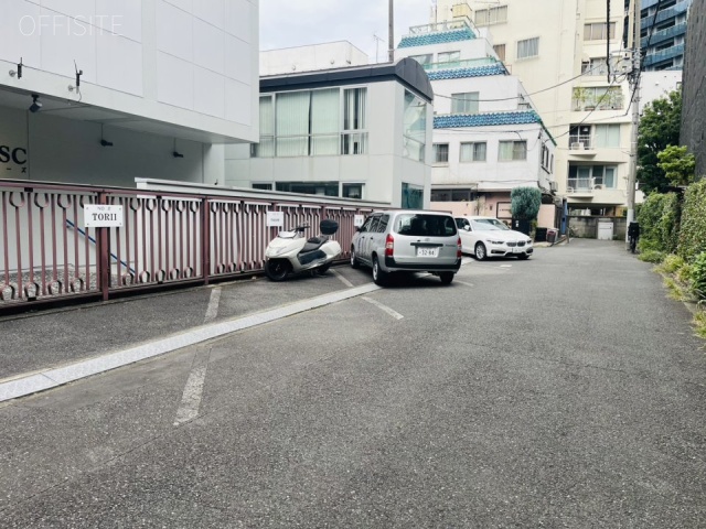 スハラ六本木　駐車場