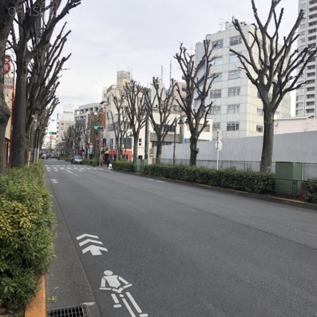 OAKビル ビル前面道路