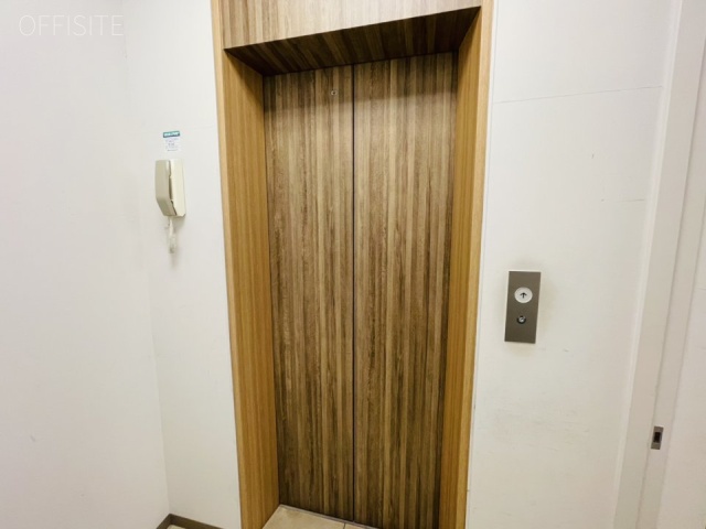 神田須田町117ビルディング　エントランス