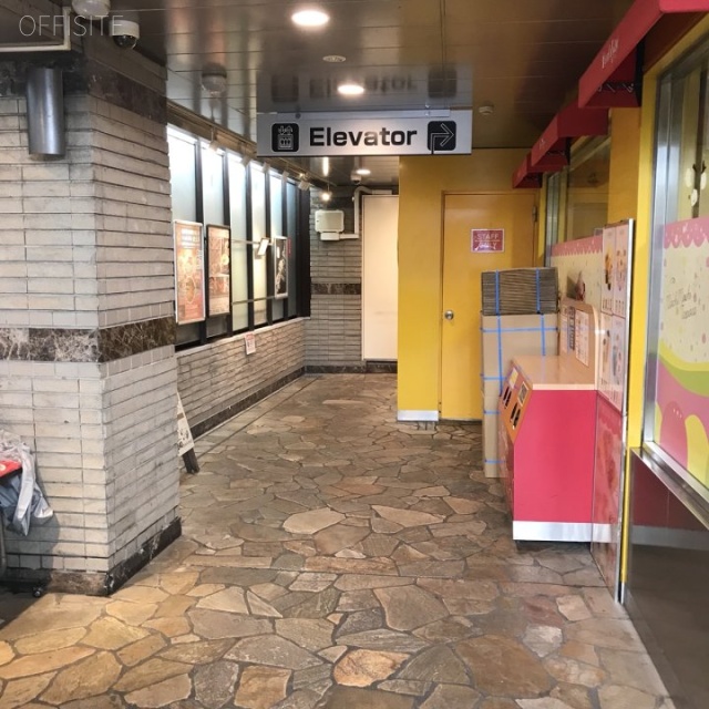 DELI TOWER エントランス