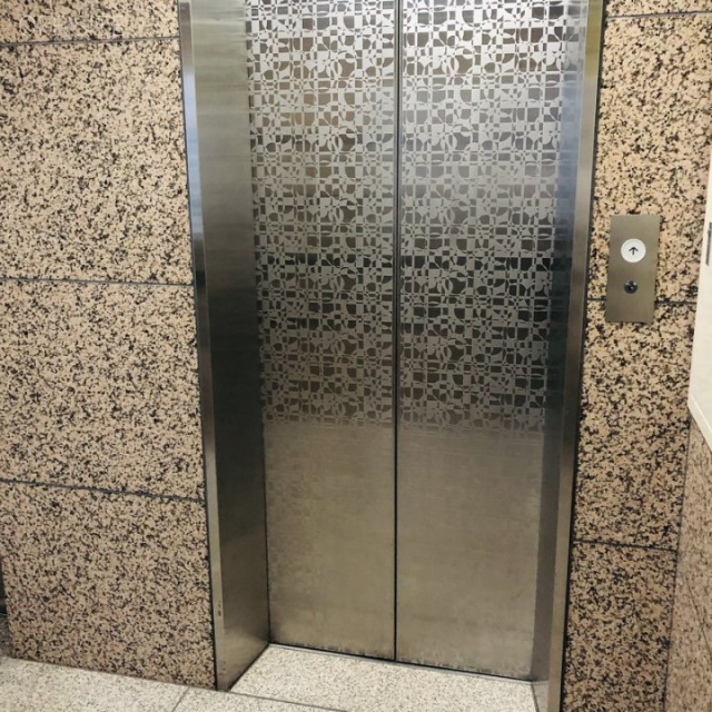 青山OKビル エレベーター