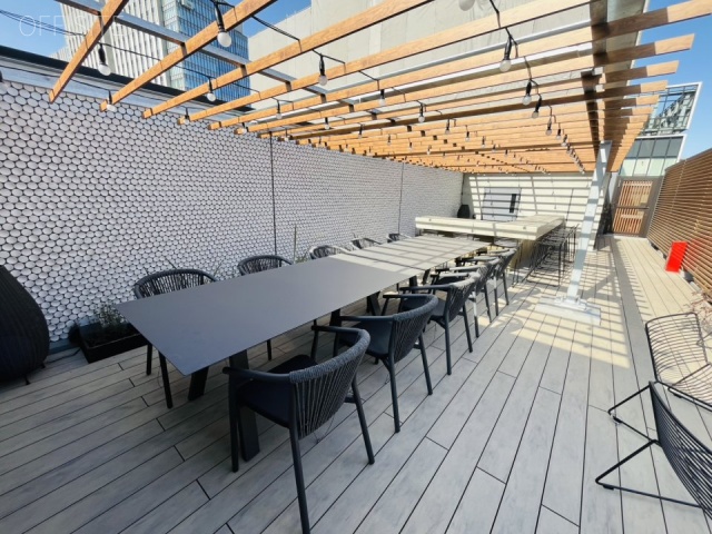 BIASTA JIMBOCHO　屋上ラウンジ