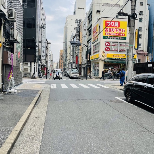 MJ神田ビル 前面道路