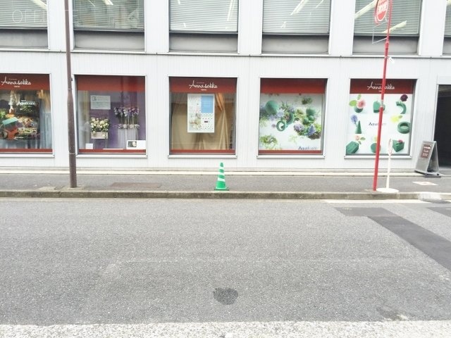 恵比須ビル　ビル前面道路