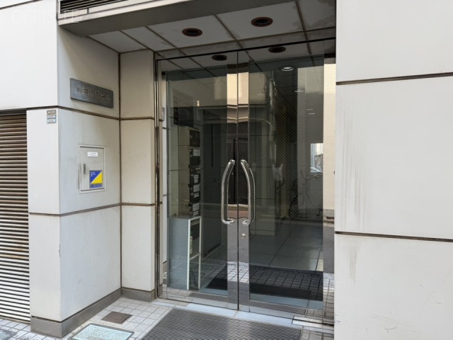 神田NRビル　オフィスビル出入口
