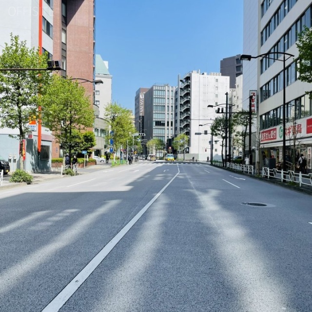 日本橋本町1丁目ビル ビル前面道路