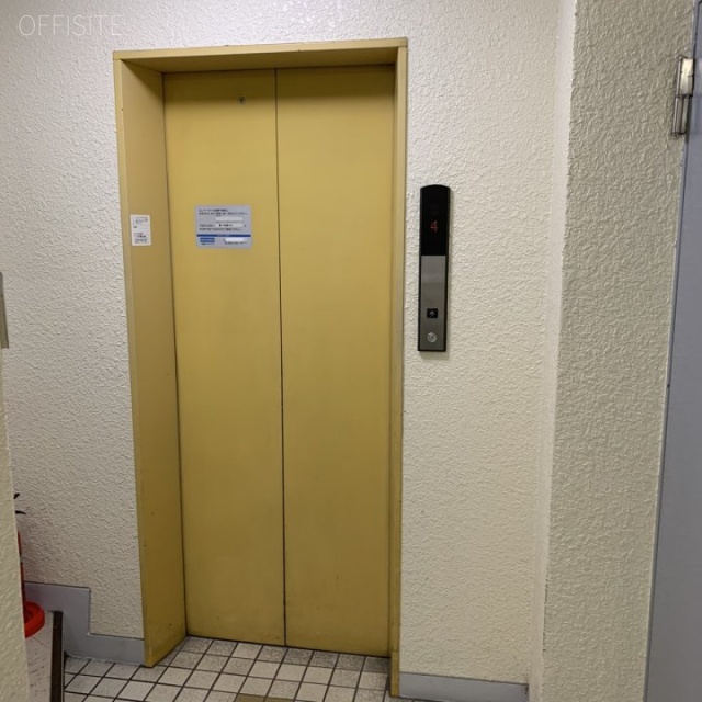 堀ビル エレベーター